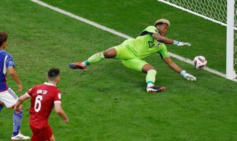 「あれが直れば、凄いGKになると思うよ」　日本の大器、鈴木彩艶にドラゴン久保竜彦の目が見抜いた癖