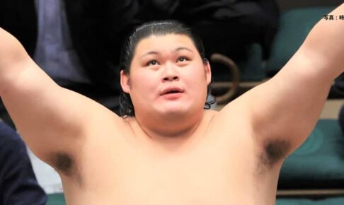 新入幕の横綱戦は10年ぶり！ 大の里は照ノ富士に敗れ4敗目 11勝の琴ノ若を照ノ富士、霧島、豊昇龍が1差で追う【大相撲初場所12日目】