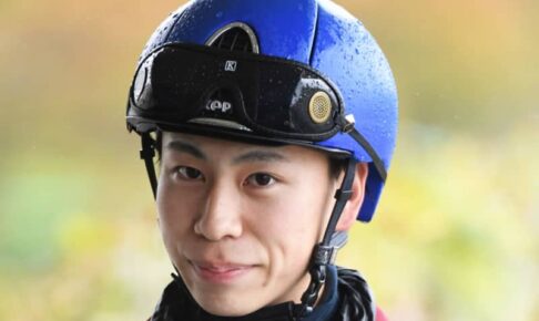 落馬負傷した横山武は右大腿四頭筋筋挫傷と診断「大事に至らず来週は騎乗予定。申し訳ありませんでした」 落馬負傷した横山武は右大腿四頭筋筋挫傷と診断「大事に至らず来週は騎乗予定。申し訳ありませんでした」