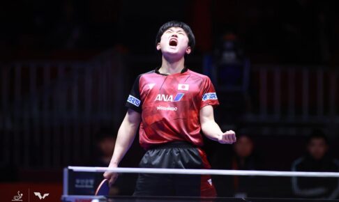 “エース”張本智和が世界8位相手に圧巻の8連続ポイント　林昀儒とのエース対決制し3連勝に導く【世界卓球】