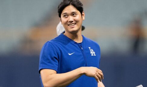 大谷翔平のちょっとした仕草に韓国ファン悲鳴　バスから現れ「記者たちにも素早く…」と米驚き