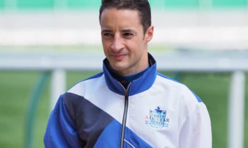 【ドバイターフ】ルメール騎手は落馬により骨折…主催者が発表