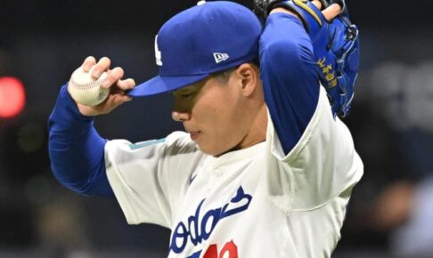 山本由伸の初勝利の権利が消滅　大谷に背番号17を譲ったケリーが乱調　同点タイムリーを浴びる
