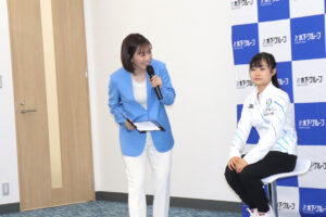 石川佳純さんが語るキャスター業挑戦「インタビューの方が100倍緊張」　“取材者”として迎えるパリ五輪への想い