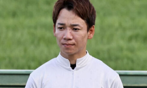 松山弘平騎手が落馬負傷…5R以降乗り替わり