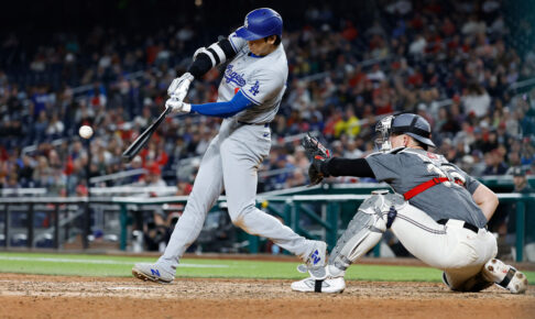 【MLB】大谷翔平、特大の191キロ6号で「監督の記録を破るだろう」　公式記者反応、指揮官の“ド軍日本出身最多”まであと「1」