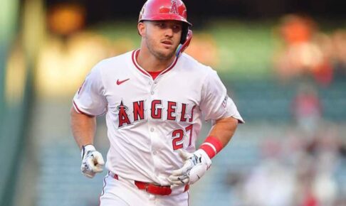 トラウトMLBトップ10号到達もソロ→ソロ→ソロ→ソロ…の珍現象　驚異の64発ペースも打点は13