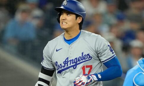 大谷翔平、同点機に凡退でド軍連勝6でストップ　本拠地ならHRの大飛球も…得点圏打率.176