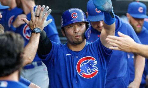 鈴木誠也が1カ月ぶり4号ソロ　復帰5戦目で待望の一発…チームメートも大喜び