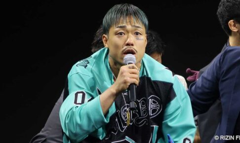 【超RIZIN.3】「素手で殴り合うのはおかしい」皇治と芦澤竜誠が“大乱闘”で両者退場に……芦澤は「ベアナックル戦」を要望 【超RIZIN.3】「素手で殴り合うのはおかしい」皇治と芦澤竜誠が“大乱闘”で両者退場に……芦澤は「ベアナックル戦」を要望