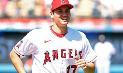 古巣との対戦控える大谷翔平に米記者が粋な演出！ エンジェルス時代の”凛々しい”秘蔵写真の撮影者はド軍戦の先発左腕「２人はかなり親しい仲だ」