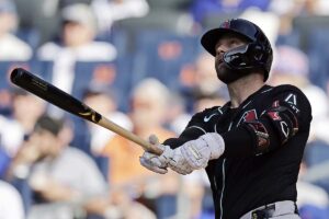 【MLB】最高額左腕と合意のヤ軍が狙うソトの穴埋め　強打攻守の33歳は「優先度が高い」T・ヘルナンデスらも候補に