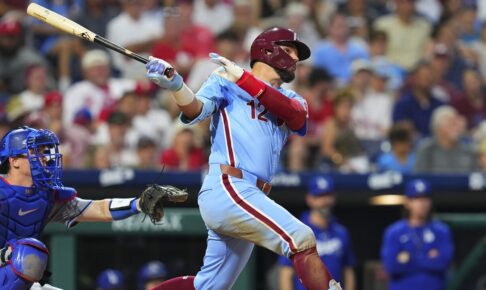 【MLB】シュワーバーがPS初本塁打、劣勢からの確信弾“189キロ”同点アーチ　失投の山本由伸が絶叫