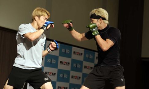 【超RIZIN.3】朝倉未来、弟・海との“兄弟”スパーリングで会場大盛り上げ　欠席の平本蓮には「アイツの専売特許なのに」とチクリ