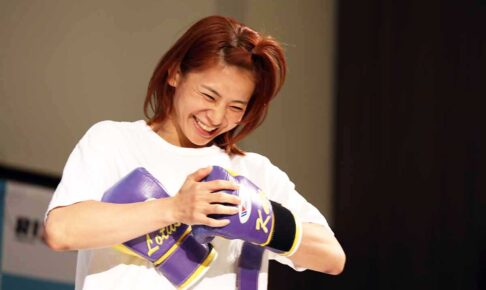 【超RIZIN.3】「下馬評を覆したい」ケイト・ロータス、“好戦的な回答”と笑顔のギャップに拍手＆歓声「フィニッシュを狙います」