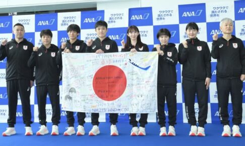卓球代表がパリ五輪へ出発　早田ひな「徐々に緊張感」平野美宇はメダルへ警戒「ライバルは中国だけじゃない」