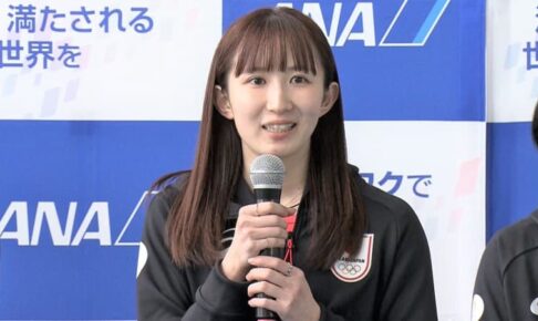 卓球日本代表がパリに向け出国、初出場・早田ひな「チーム一丸となって」平野美宇「自信を持って臨む」