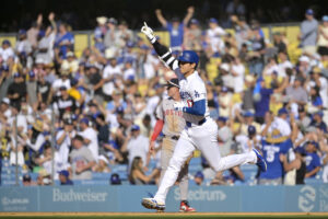 【MLB】大谷翔平、特大の144メートル弾にカーショー感服「あんなのを見たのは初めて」 4年連続30号に現地記者も大興奮
