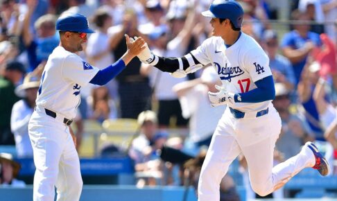 【MLB】大谷翔平の31号アーチは驚愕の「滞空時間7.1秒」　ロバーツ監督が「サンドウェッジで打ったね」と冗談も