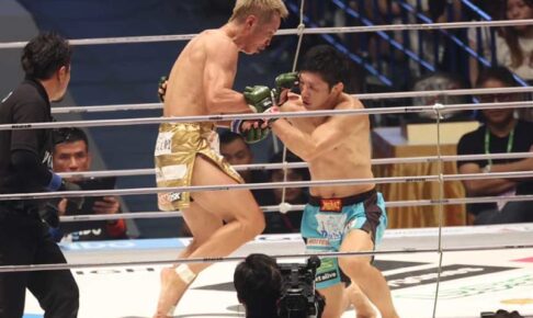 【RIZIN】久保優太、三日月蹴りで斎藤裕を圧巻KO　試合中にはニヤニヤ…榊原CEOに直訴「近々タイトルマッチを」