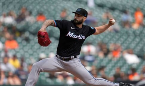 トレード市場の目玉・スコットはパドレスへ　有望株4人との交換