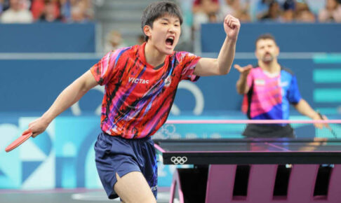 張本智和　苦戦も16強入り！難敵イラン選手4－2で下す「紙一重」も「内容より結果が求められるのが五輪」　歓喜の“ハリバウアー”さく裂