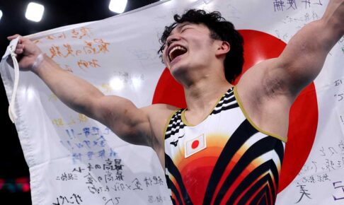 「感謝の気持ちを込めて演技」体操・個人総合金メダルの岡慎之助、インスタで心境つづる　同級生・鍵山優真も祝福「本当におめでとう」【パリ五輪2024】