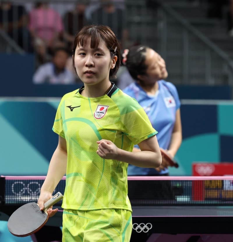 平野美宇が4強ならず涙 0-3から3セット連取で猛反撃 マッチポイント2度握るも韓国の20歳に惜敗 座り込み涙 平野美宇が4強ならず涙 0-3から3セット連取で猛反撃 マッチポイント2度握るも韓国の20歳に惜敗 座り込み涙