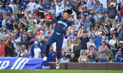 カブス・鈴木がサヨナラ打　3点差を追いつかれるも延長戦制す