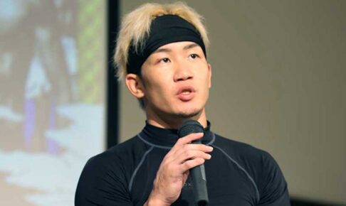 朝倉未来、胸骨骨折か……　愛弟子・西谷大成との“ヌルヌル試合”で「息吸うたびに痛い」