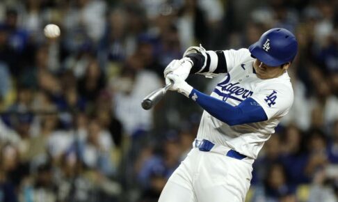 【MLB】大谷翔平の超悪球打ち、2試合連発“177キロ”逆転52号2ラン　米記者あ然「この世のものではない」