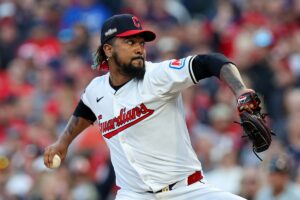 【MLB】「防御率0.61」今季“左打者被弾なし”の最強守護神クラセ沈む　決勝3ランのカーペンター「頭が真っ白になった」