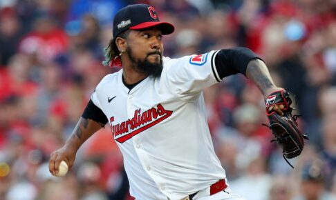 【MLB】ドジャースの悩みを一気に解決するトレード案浮上　コンフォートとスコットの代役で「安打製造機＆守護神」W獲得か