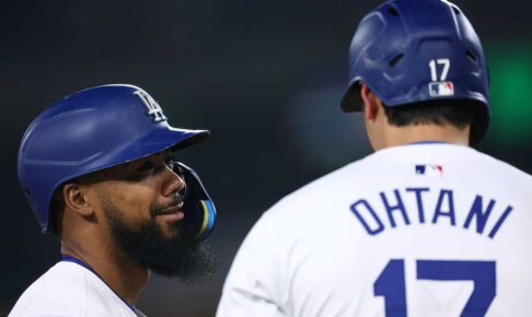 【MLB】テオスカーが大谷翔平との関係性に言及「どこからともなく生まれた友情」　キャンプ地に着くと「すぐ挨拶に来てくれた」と明かす