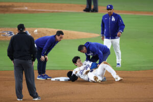 【MLB】大谷翔平、指揮官が明かした左肩負傷の“今後”　リーグ優勝立役者の同僚はエール「彼のために思いと祈りを捧げる」