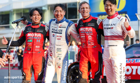 「夢の舞台の最後を赤い23号車で」ロニー・クインタレッリが万感フィナーレ、ニスモフェスでファンに感謝