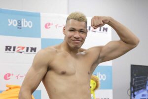 【RIZIN】「人生で一番気持ちいい」身長204センチのBDエドポロキング、1R鮮烈KOデビューで笑顔　経験を積んだら「UFCに行きたい」