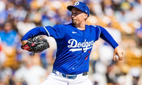 【MLB】CY賞投手スネルが築地市場を食べ歩き、ドジャース“3左腕”が来日を満喫　「なんて幸せそうな顔なんだ」