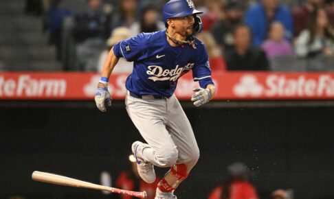 【MLB】体調不良のベッツが米国開幕前のOP戦で“復活”　公式は「守備面で大きな影響」と評価、ロバーツ監督も太鼓判「事態は好転」