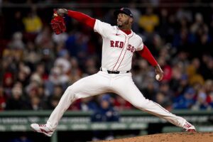 【MLB】37歳で衰えぬ剛腕、世界最速男チャップマンが「164キロ」計測　実況席が困惑「あの速さは打てないだろ……」