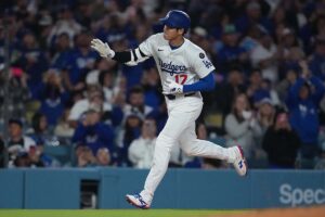 【MLB】「オオタニが野球ボールを破壊」大谷翔平、圧巻5号の“打球音”に公式注目　中堅スタンドへ一直線の180キロ弾