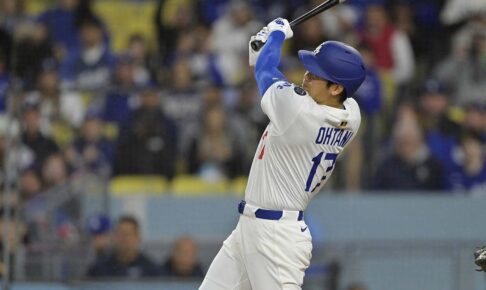 【MLB】大谷翔平、2試合ぶり豪快“179キロ”6号同点アーチ　スタンド最上段に米メディア興奮「キミはどうかしている」