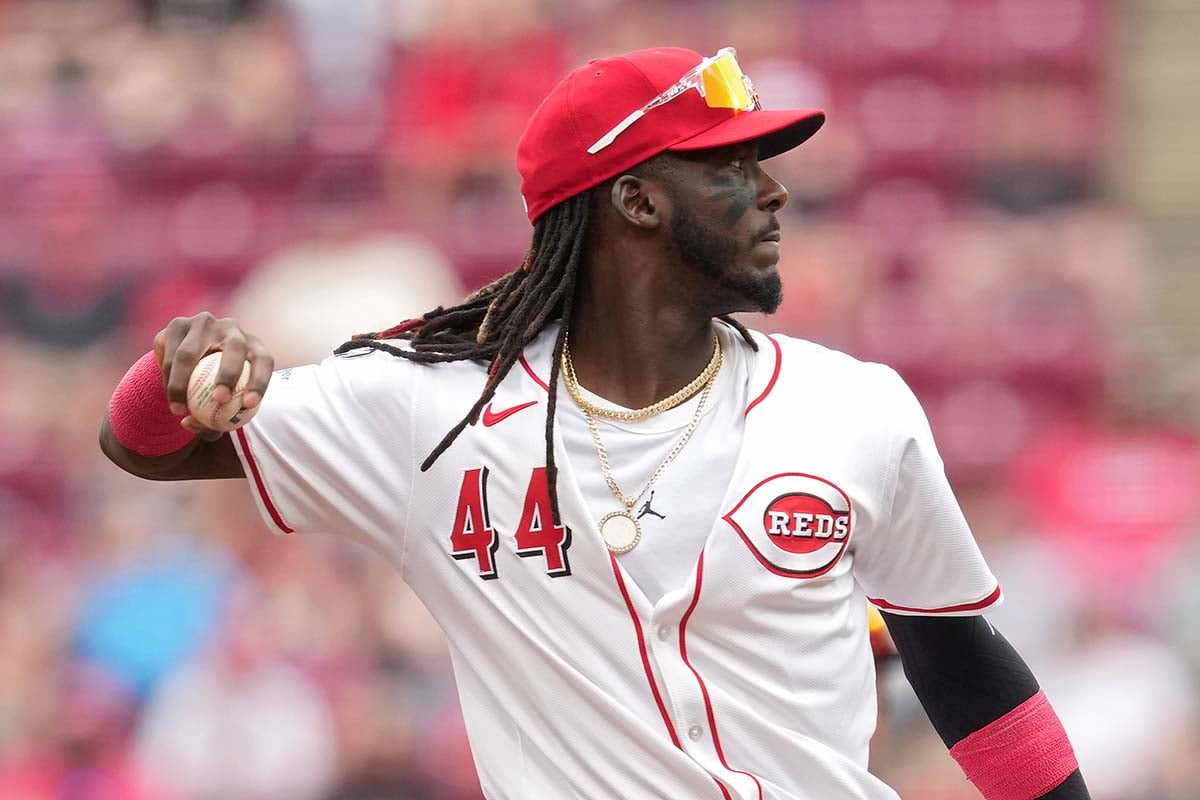 【MLBニュース1週間】怪物デラクルーズが超人キャッチ、退場王ブーン監督が4年連続トップへ初処分ほか【4月15日～21日】