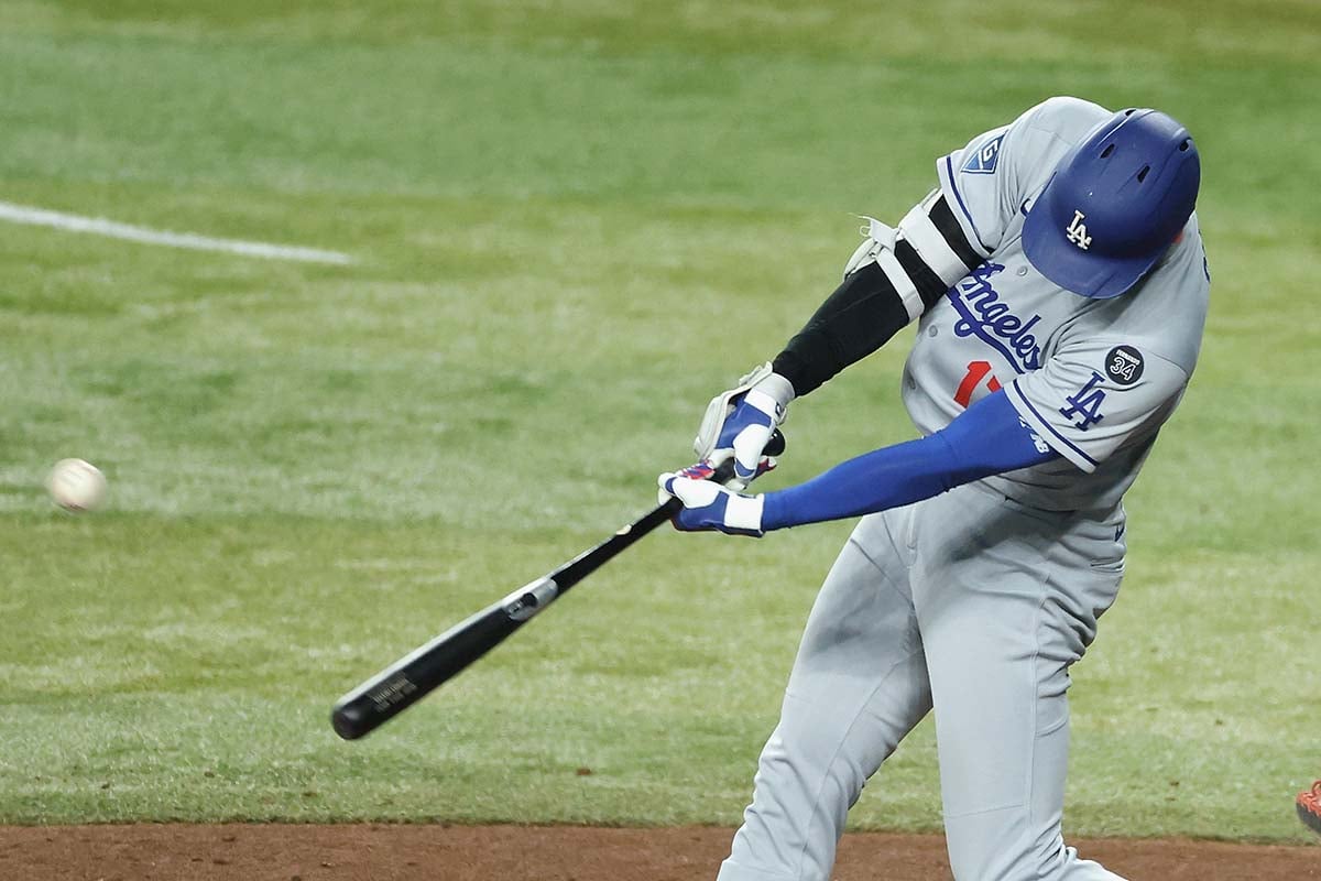 【MLB】大谷翔平が決めた、最終回に2試合連続“182キロ”勝ち越し12号3ラン 球団公式も絶賛「キミは非現実的だ」 【MLB】大谷翔平が決めた、最終回に2試合連続“182キロ”勝ち越し12号3ラン 球団公式も絶賛「キミは非現実的だ」