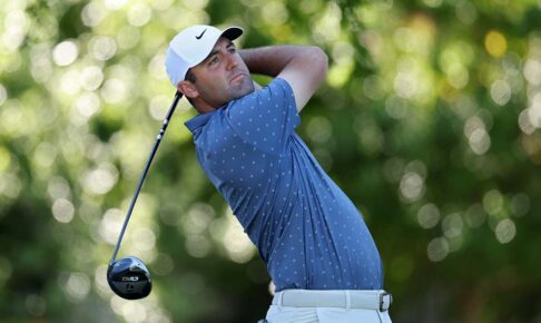 圧倒的なアイアン精度　スコッティ・シェフラーの変則的なスイングに見るボールに力が伝わる動きとは