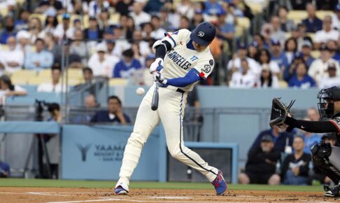 【MLB】大谷翔平、ジ軍との大一番で“178キロ豪快弾”「オオタニの7本目の先頭打者アーチ」　11試合ぶり24号に本拠地熱狂