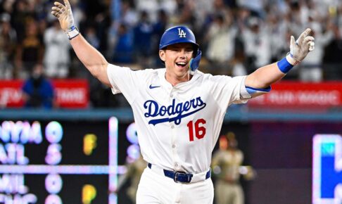 【MLB】ドジャース、代打スミスが値千金の8号サヨナラアーチで5連勝　地元メディア歓喜の一打「野球界最高の捕手が決めた」