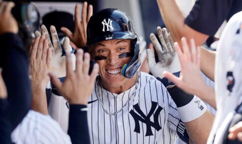 【MLB】2打席連発46号のジャッジ……最強スラッガーを巡り、盟友のド軍スネルが“攻略法”を明かす「振るなよって伝えてある」