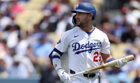 【MLB】ドジャース地元メディアが断言「もはやコンフォートは必要ない」　エドマン復帰後も……指揮官は“打率.180の対右投手”で起用明言