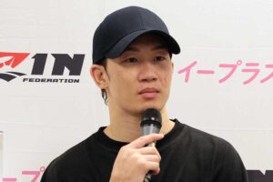 【超RIZIN.4】朝倉未来の判定Vにクレベル猛抗議も……会見時の“無傷”が物語る「50:30」の差 【超RIZIN.4】朝倉未来の判定Vにクレベル猛抗議も……会見時の“無傷”が物語る「50:30」の差